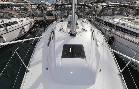 Sailboat Bavaria Yachtbau Bavaria Cruiser 37 Style 11m