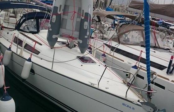 Sailboat Jeanneau Sun Odyssey 32i 9.6m