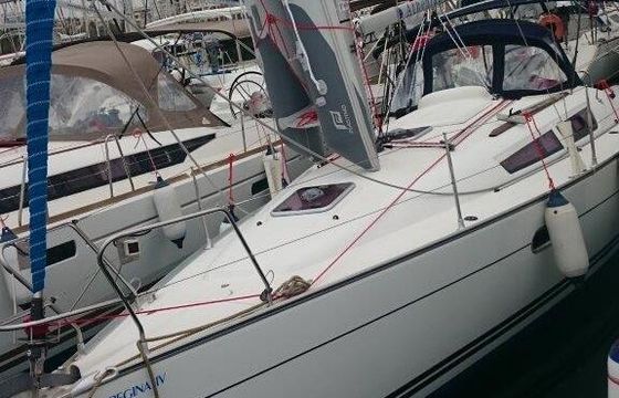 Sailboat Jeanneau Sun Odyssey 32i 9.6m