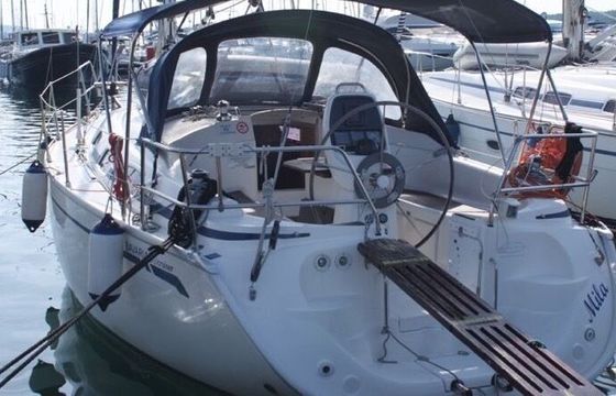 Sailboat BAVARIA 30 CRUISER 9.45m