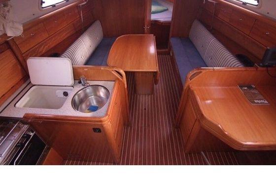 Sailboat BAVARIA 30 CRUISER 9.45m