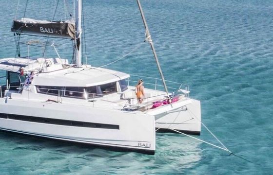 Catamaran Bali Bali 4.1 with watermaker 12.12m