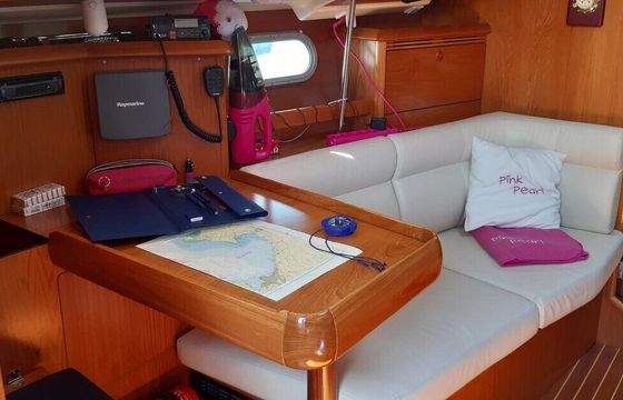 Sailboat Jeanneau Sun Odyssey 37 11.47m
