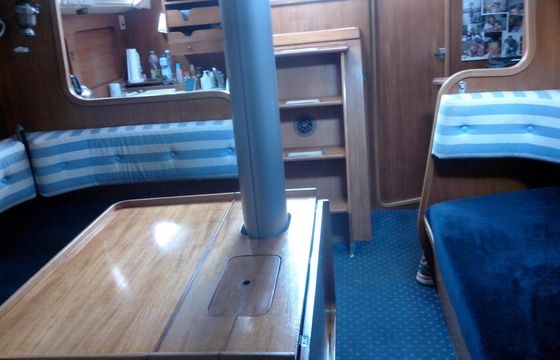 Sailboat GUY COUACH V12 12m