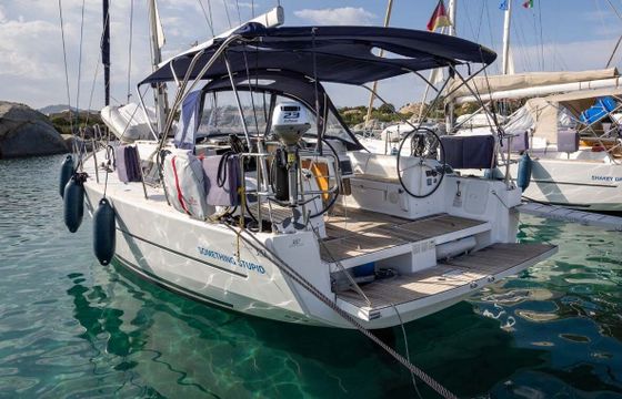 Sailboat Dufour Yachts Dufour 382 GL 11m