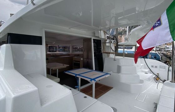 Catamaran Beneteau Lagoon 38 12m