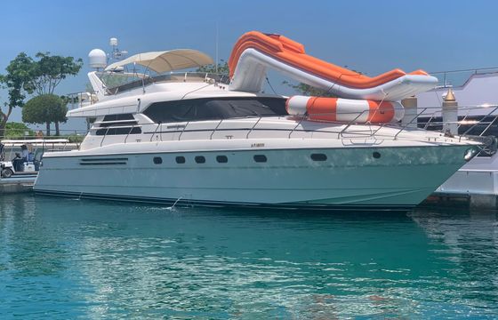 Motorboat Plymouth Princess Yacht 2000hp