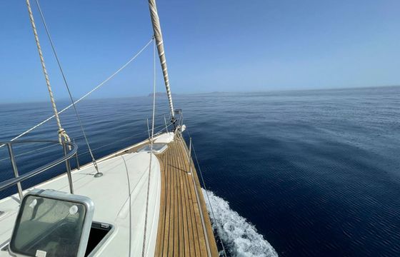 Sailboat Beneteau Oceanis Clipper 461 14m