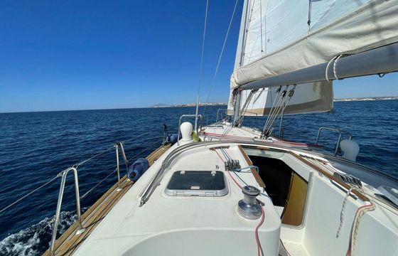 Sailboat Beneteau Oceanis Clipper 461 14m
