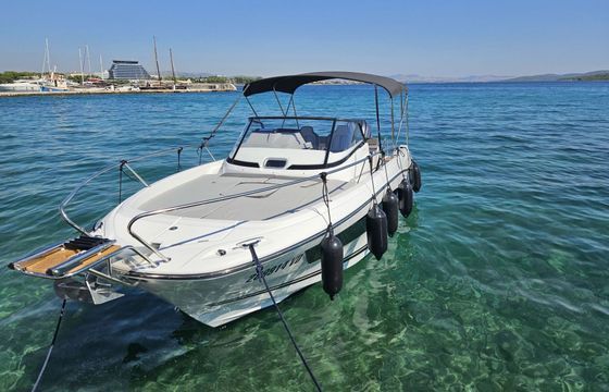 Motorboat Jeanneau Cap Camarat 7.5 Wa 300hp