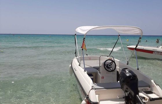Boat without licence  compass gt SIN TITULACIÓN 15hp