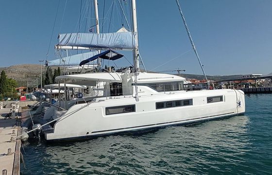 Catamaran Lagoon-Bénéteau Lagoon 50 - 6 + 2 cab. 14.75m