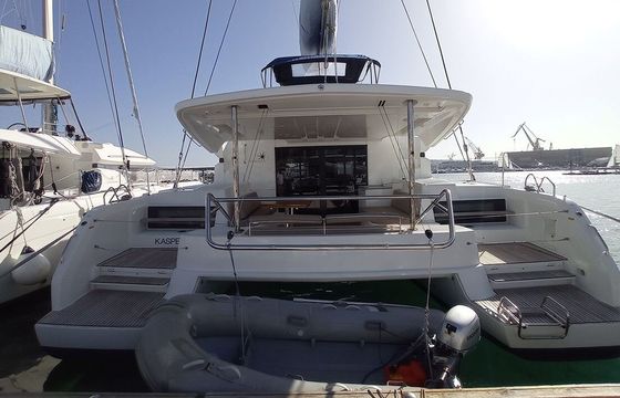 Catamaran Lagoon-Bénéteau Lagoon 50 - 6 + 2 cab. 14.75m