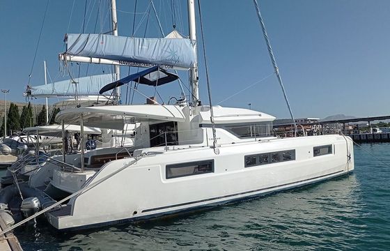 Catamaran Lagoon-Bénéteau Lagoon 50 - 6 + 2 cab. 14.75m
