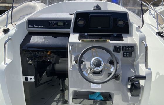 Motorboat Jeanneau Cap Camarat 7.5 Cc 225hp