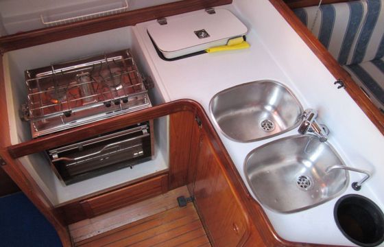 Sailboat Gibert Marine 352 Economy Line 9.99m