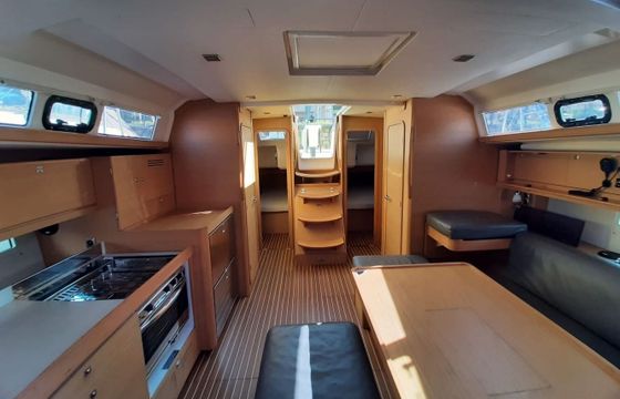 Sailboat DUFOUR 460 Grand Large 14.15m