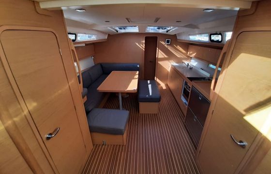 Sailboat DUFOUR 460 Grand Large 14.15m