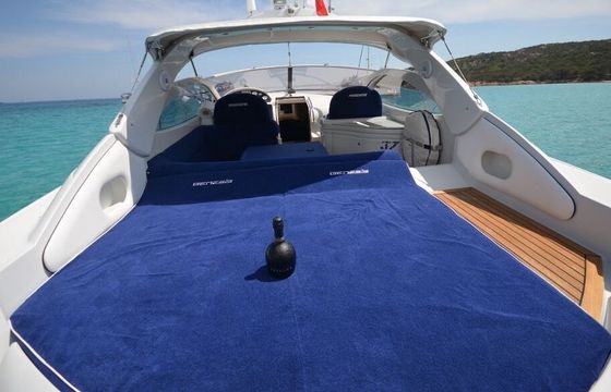 Motorboat Pershing 37 740hp