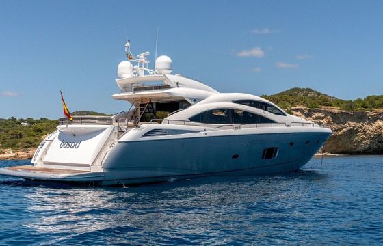 Motor yacht Sunseeker predator 84 2434hp