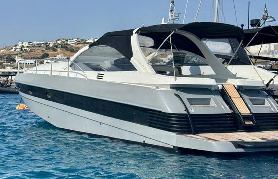 Motor yacht Pershing 38 Prershing 38,MYKONOS South coast,SANTORINI,PAROSea 840hp