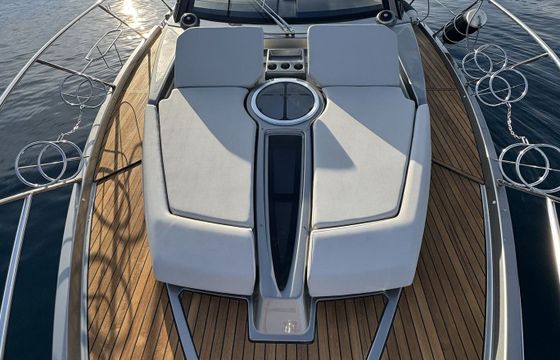 Motor yacht Cranchi M 44 Ht 800hp
