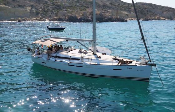 Sailboat Jeanneau Sun Odyssey 439 13.5m