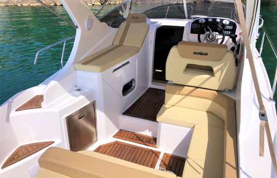 Motorboat Salpa Laver 23X 250hp