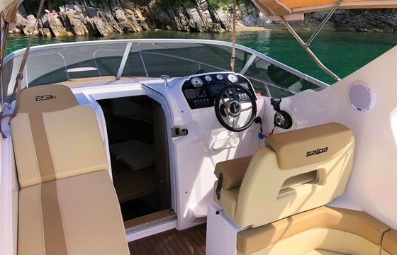 Motorboat Salpa Laver 23X 250hp