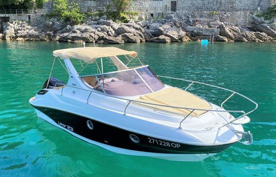 Motorboat Salpa Laver 23X 250hp