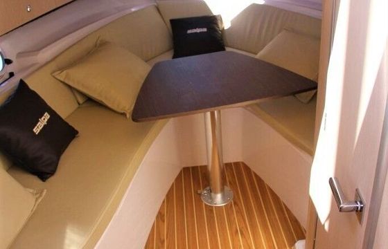 Motorboat Salpa Laver 23X 250hp