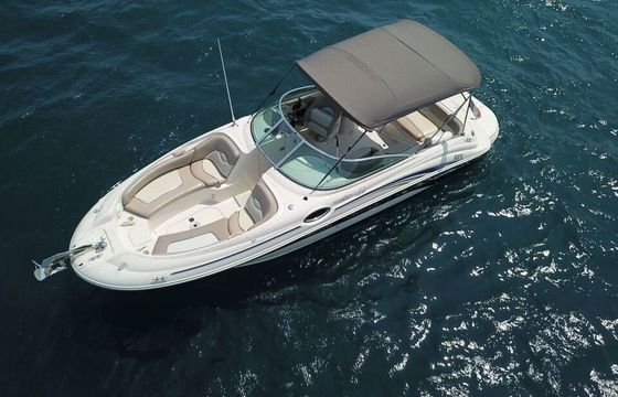 Motorboat Sea Ray 240 Sundeck 320hp