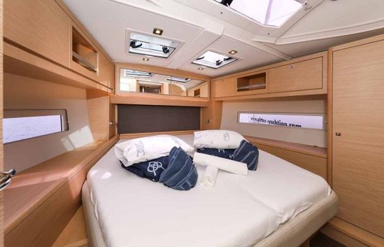 Sailboat Dufour Yachts Dufour 470 - 4 cab. 14m