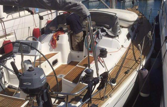 Sailboat Dufour 44 13m