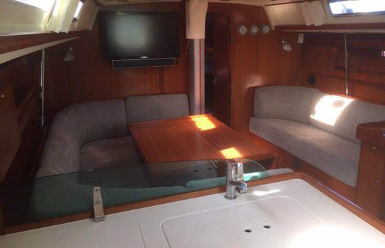 Sailboat Dufour 44 13m