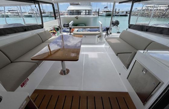 Catamaran Bavaria Yachtbau Nautitech 40 open NEW - 4 + 2 cab. 11m