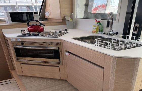 Catamaran Bavaria Yachtbau Nautitech 40 open NEW - 4 + 2 cab. 11m