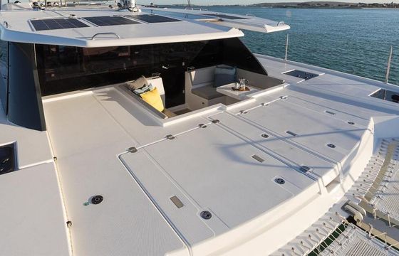 Catamaran Moorings 5000 15m
