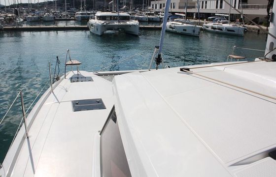 Catamaran Fountaine Pajot Fountaine Pajot Astrea 42 12m