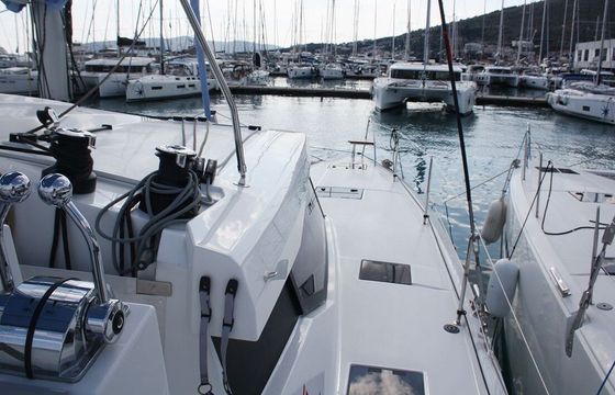Catamaran Fountaine Pajot Fountaine Pajot Astrea 42 12m