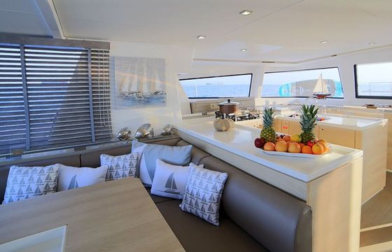 Catamaran Bali 5.4 16m