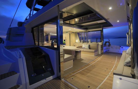 Catamaran Bali 5.4 16m