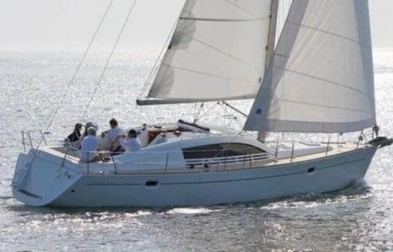Sailboat Wauquiez Pilot Saloon 40 13m