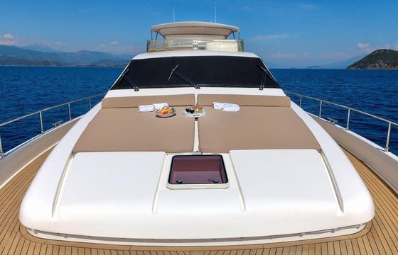 Motor yacht Ferretti 760 3100hp