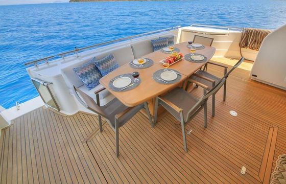 Motor yacht Ferretti 760 3100hp