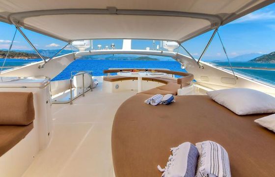 Motor yacht Ferretti 760 3100hp