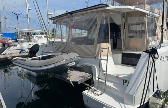 Catamaran ASTREA 42 (3 CABINS - OWNER VERSION) 12m
