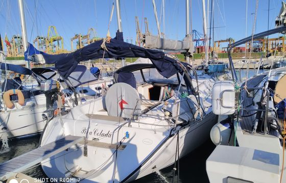 Sailboat Dufour Yachts 43 classic 13m