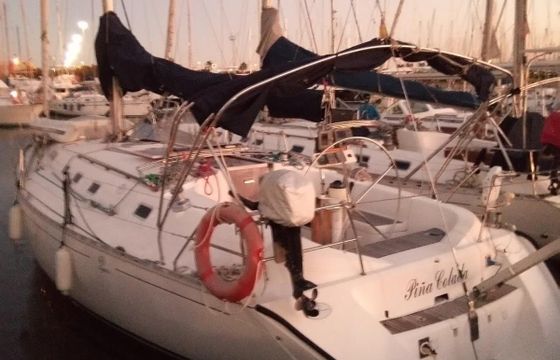 Sailboat Dufour Yachts 43 classic 13m