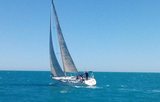 Sailboat Dufour Yachts 43 classic 13m